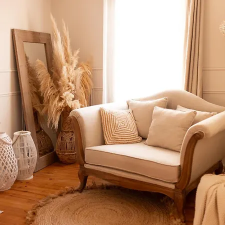 Maison D Artiste Romantique Coeur De Holiday home *