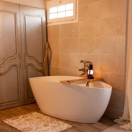 Maison D Artiste Romantique Coeur De Holiday home