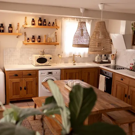 Maison D Artiste Romantique Cœur De * Bessières