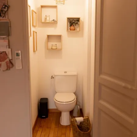 Maison D Artiste Romantique Coeur De * Bessières