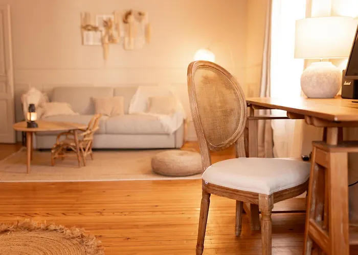 Maison D Artiste Romantique Coeur De Ferienhaus *