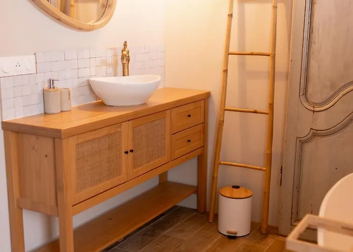 Hébergement de vacances Maison D Artiste Romantique Cœur De *