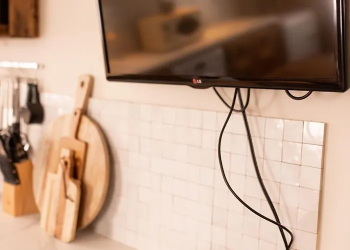 Maison D Artiste Romantique Coeur De Bessières